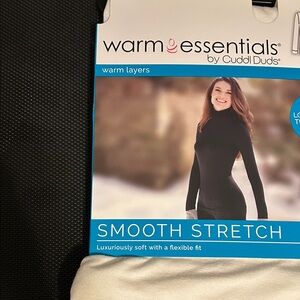 Cuddl Duds warm essentials  Women's Ivory Turtleneck layer. Large. NWT. Packaged
